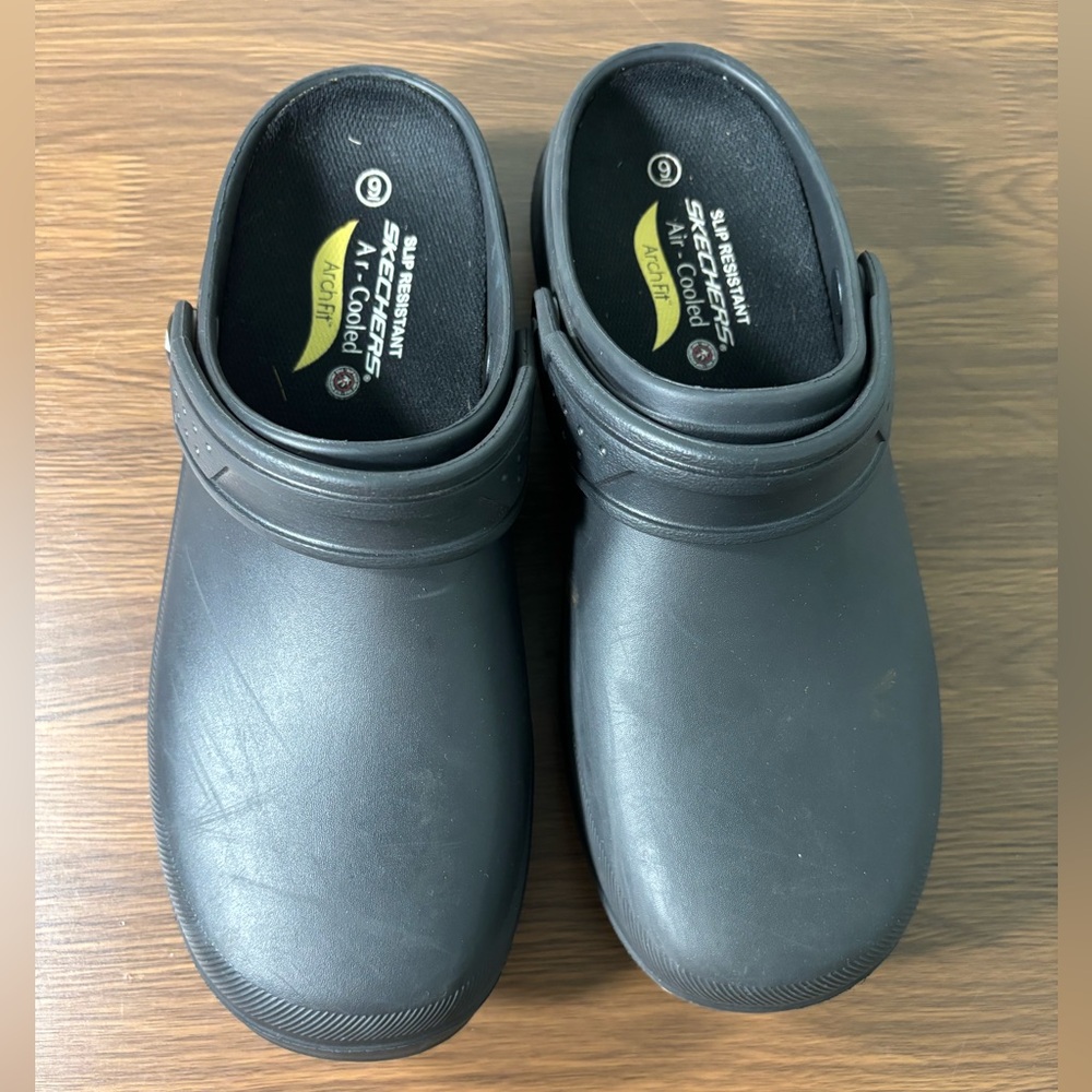 Skechers Black Slip-On Comfort Clogs